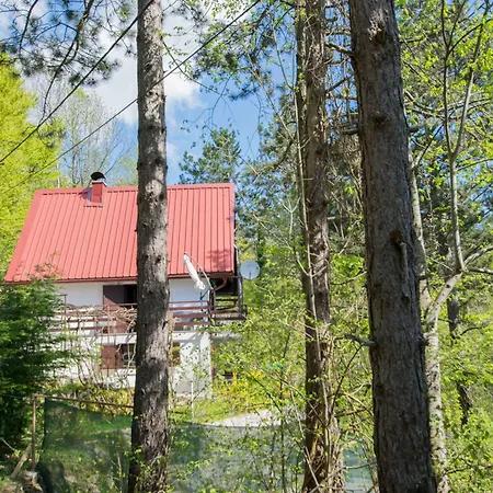 Nyaraló House Nina Lic Fužine